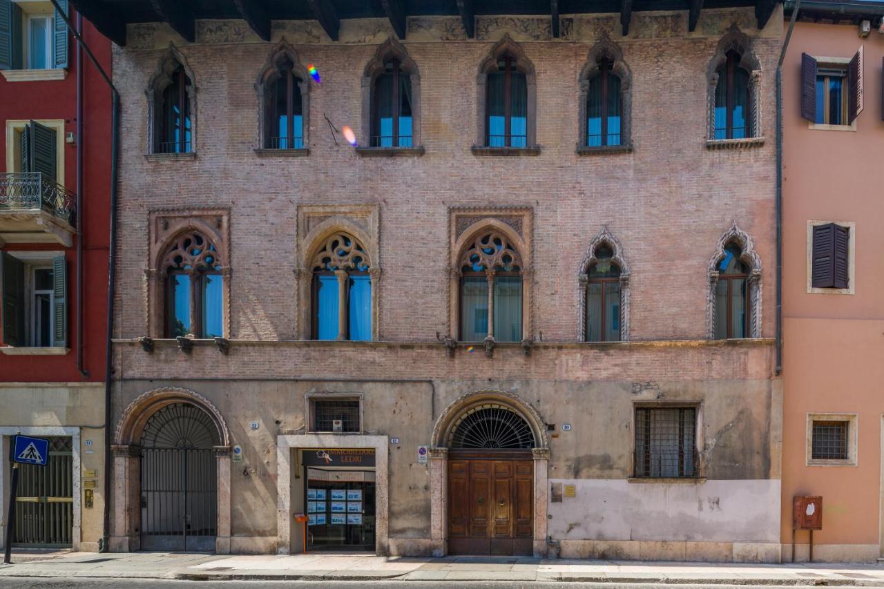 Magnificent Cosy Loft Apartment Verona Luaran gambar